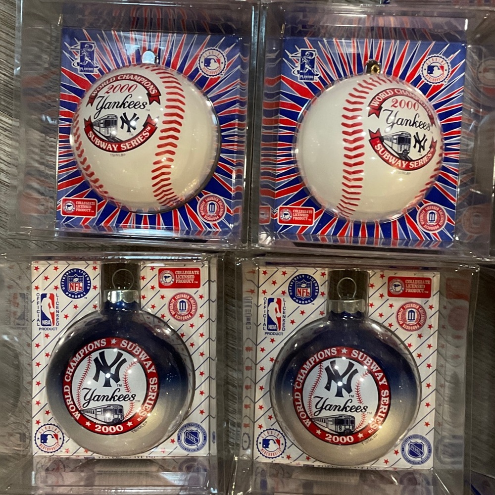 New York Yankees Christmas ornaments. Comes with 11.